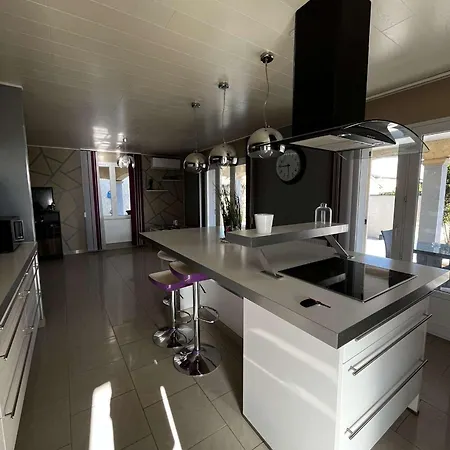 Contemporaine Avec Piscine * Romans-sur-Isere